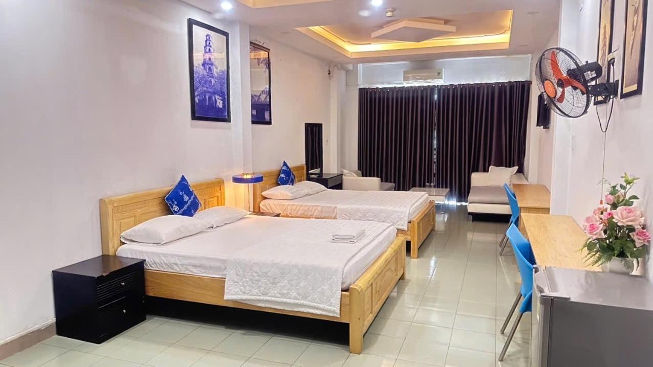 Bao Long Khách sạn *