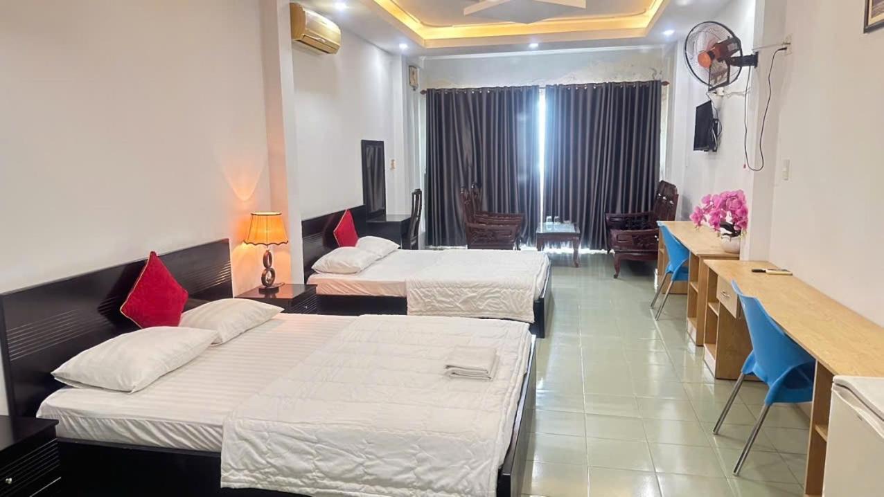 Bao Long Khách sạn *